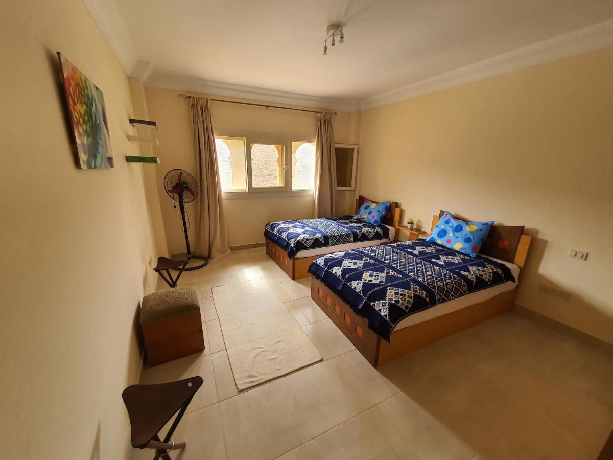 Cozy Chalet In A Luxurious Compound Family Only Ain Sukhna Esterno foto